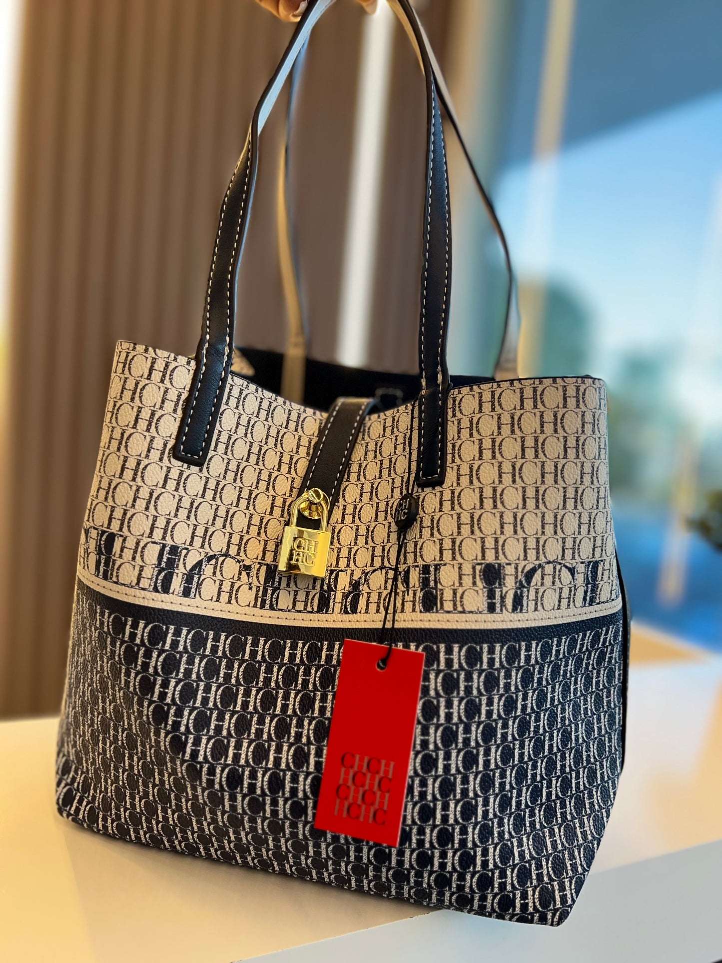 CH Two-Tone Blue/ Grossbody