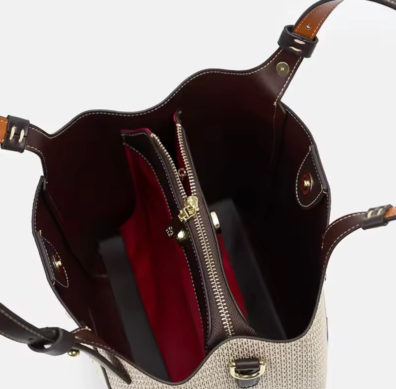 CH Marrón Crossbody