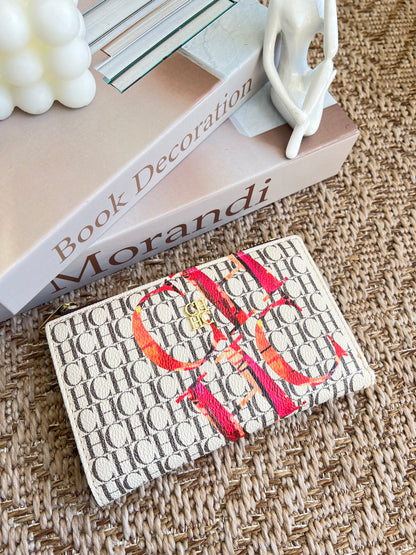 CH White Wallet