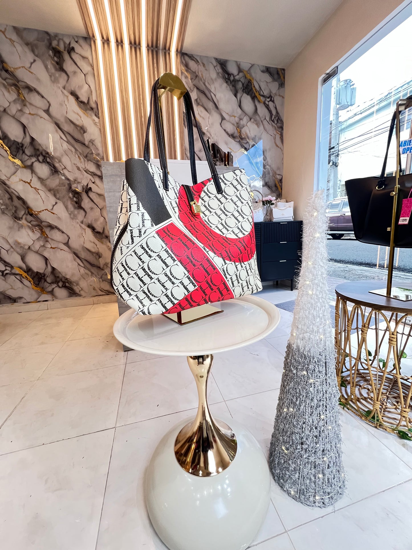 Ch Red Black Design/ XL Large Capacity