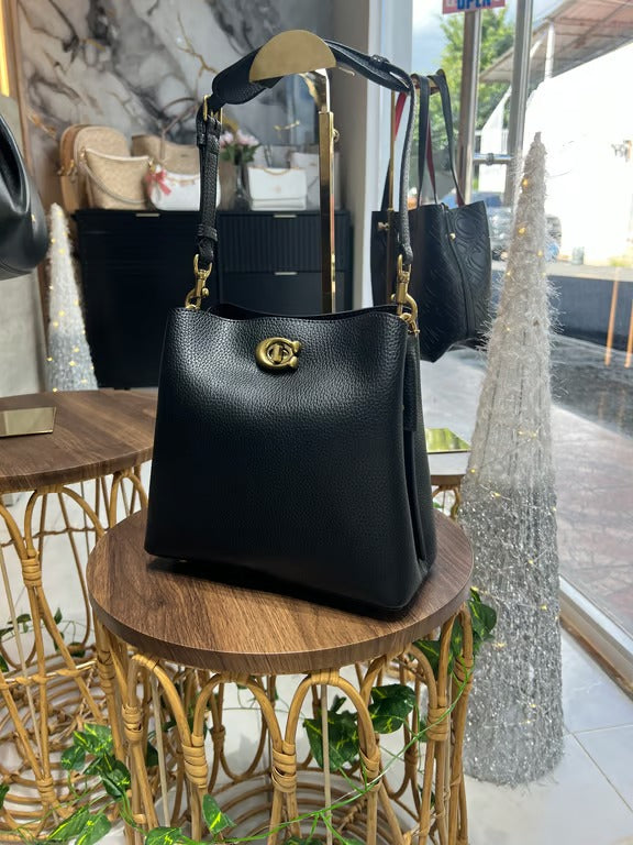 Medium Black Coach/Crossbody